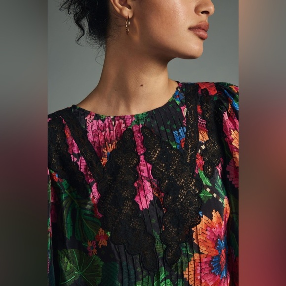 NWT Farm Rio Black Blooming Garden Blouse - Picture 8 of 13